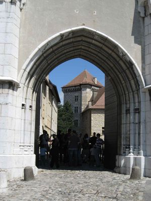 Il fait trop beau pour visiter les muses du chteau