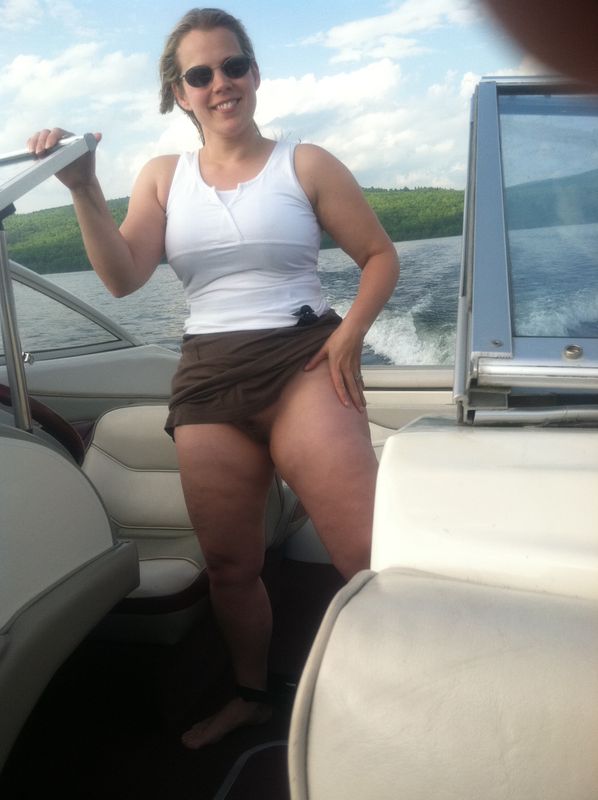 Jenny upskirt  (23).JPG