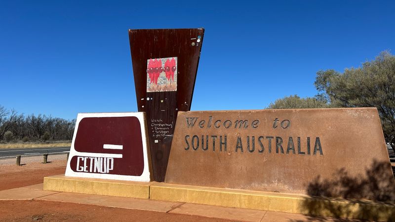 SA-NT Border