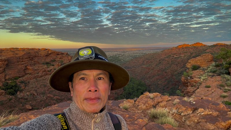 Sunrise at the top of the Kings Canyon