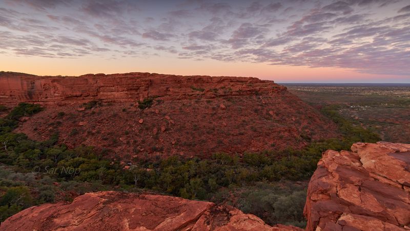 Sunrise at the top of the Kings Canyon