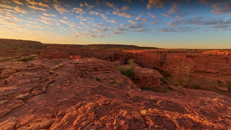 Sunrise at the top of the Kings Canyon