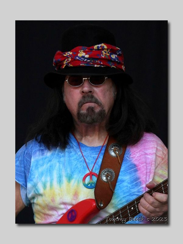 Smilin Jack on Bass guitar 60s rock