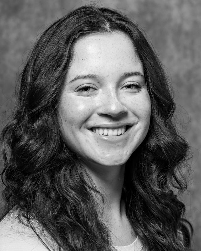RJR - Headshots-1283.jpg