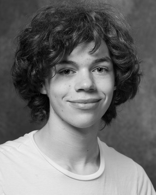 RJR - Headshots-1466.jpg