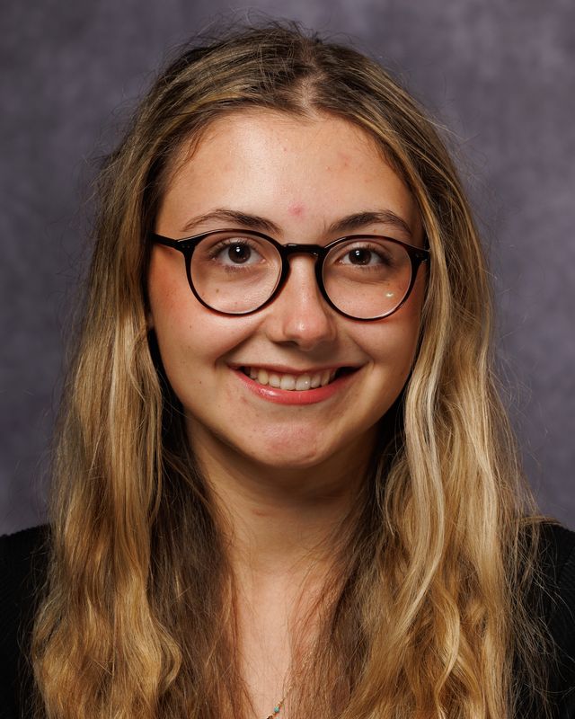 RJR - Headshots-1422.jpg