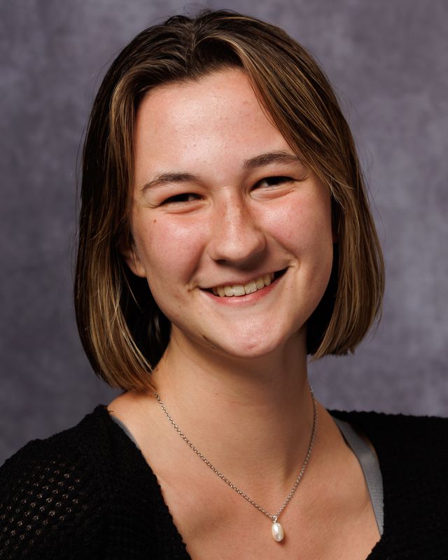RJR - Headshots-1814.jpg