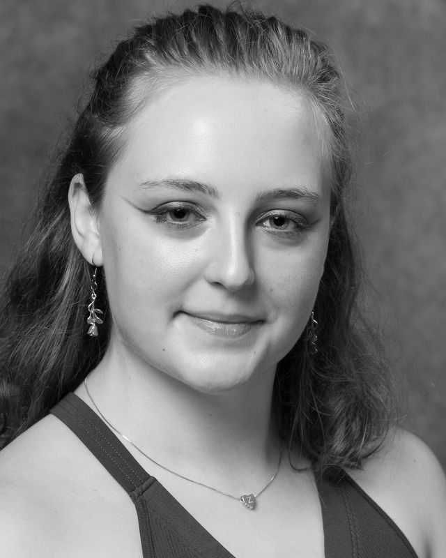 RJR - Headshots-1565.jpg