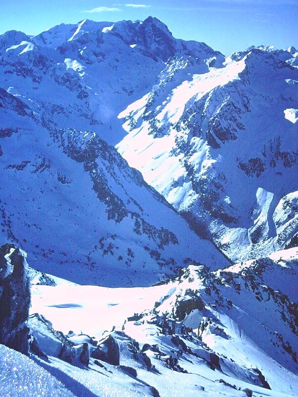 Vue SW depuis le pic Ardiden