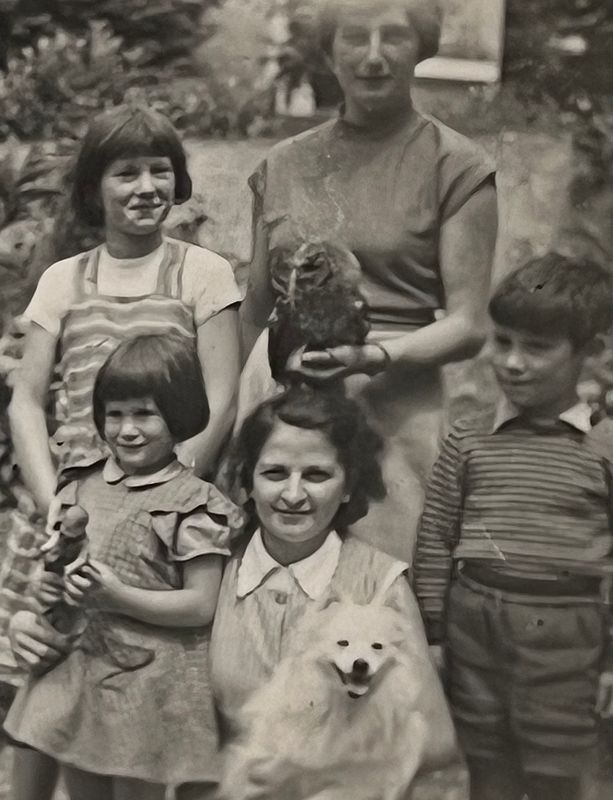 1954 Clmentine et le chien qui la tue