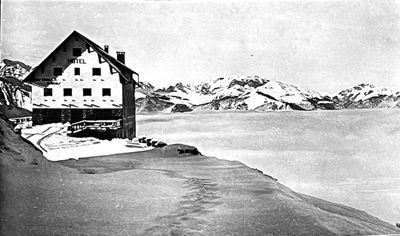 Les Crêtes Blanches non loin du col d’Aubisque par Jové