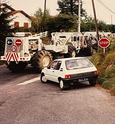 Camions-frappeurs des gologues 