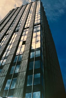 Tour Aquitaine à la Défense