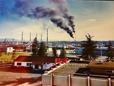 Au-delà du CRL l'usine de Lacq imprime sa marque... et ses fumées !