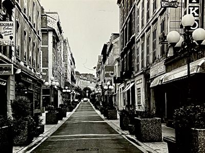Pau, rue Serviez en 1984