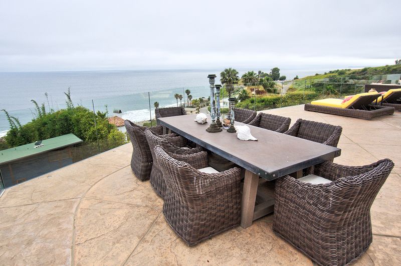 Malibu House David Lisa 6-6-24 (158) HDR_59) HDR_60) HDR_Balancer Outdoor dining Photo AI w.jpg