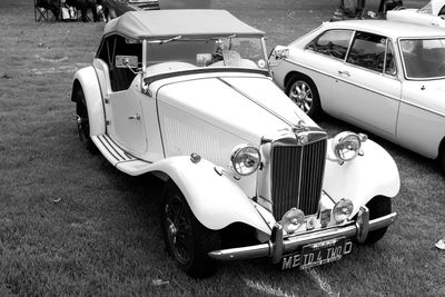 Cars 2022 HB Concours 6-5-22 (131) MG 1952 TD CC S2 bw.jpg