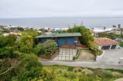 Malibu House David Lisa 6-6-24 (161) HDR_2) HDR_3) HDR_Balancer Houses below Photo AI w.jpg