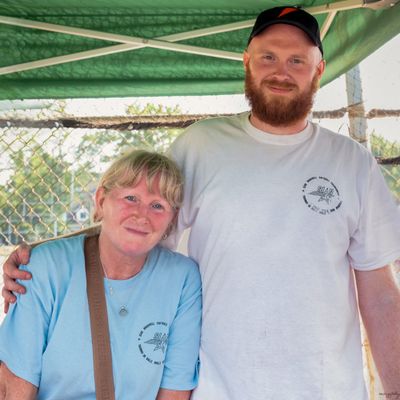 DSC_1929-Volunteer family.jpg