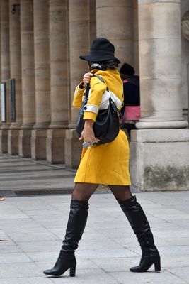 Jaune !