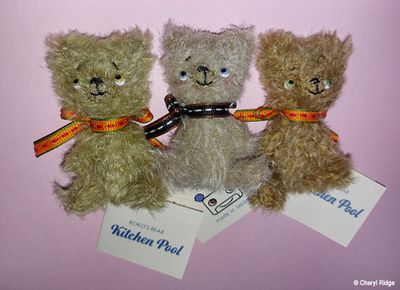 Kitchen Pool Japan - little bears