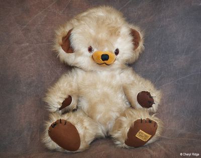 Vintage Merrythought Cheeky bears