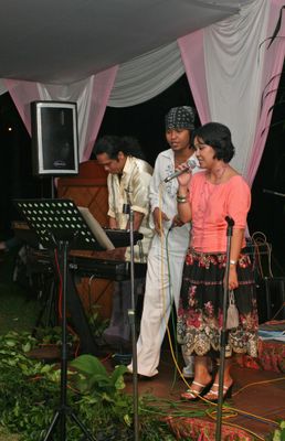 Oooh... I love to sing with him.jpg