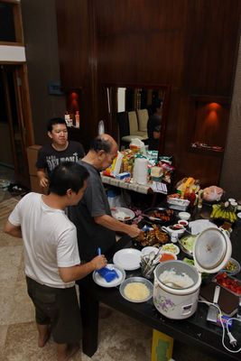 020_Family New Year Bandung 2010_2011.JPG