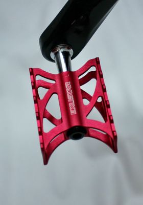 Giant Red White build (6).JPG