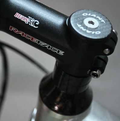 Giant Trance X0 Black (23).jpg