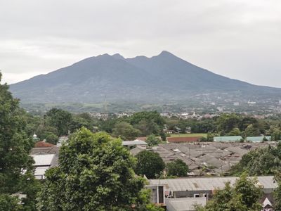 Holiday staycation at Bandung visiting maribaya July 2022