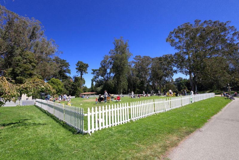 14th Ave East Meadow