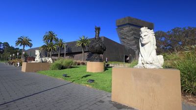 Sphinxes & The Poem of the Vine 