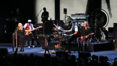 Fleetwood Mac 2014-12-03 Oakland Coliseum