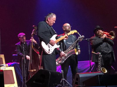 Jimmie Vaughan - Opener