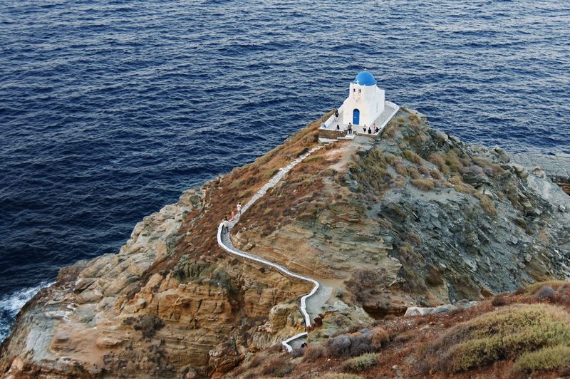 The church of the Seven Martyrs (Eftamartiros) at Kastro.
