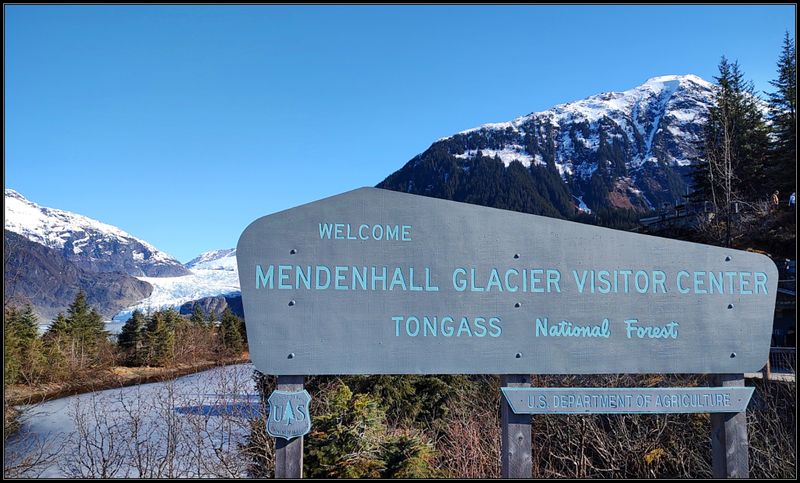 MENDENHALL GLACIER VISITOR CENTER