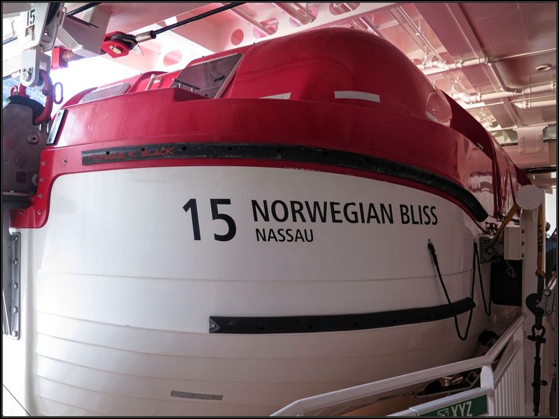 NORWEGIAN BLISS LIFEBOAT