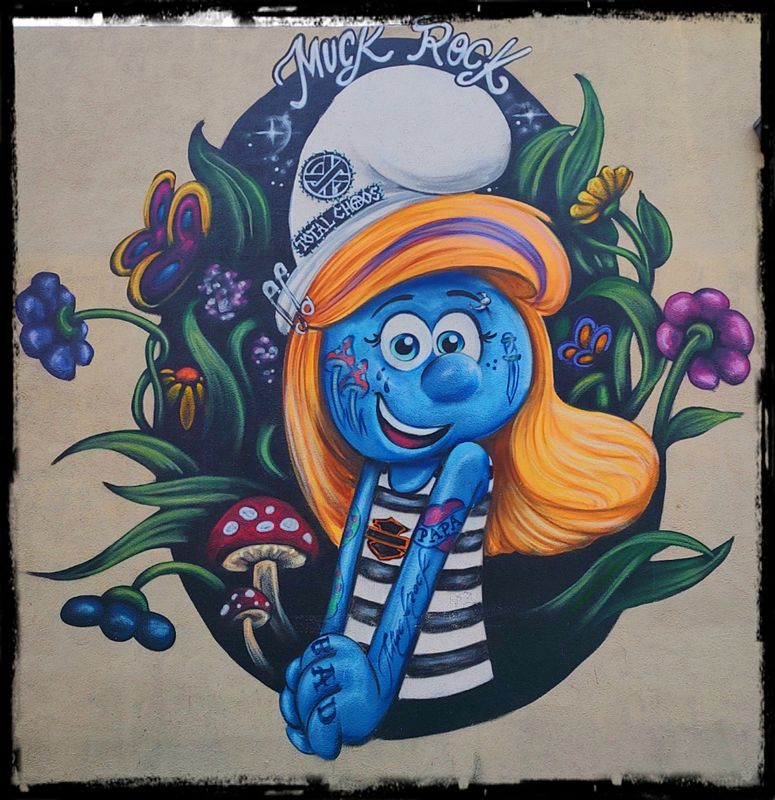 SMURFETTE MURAL