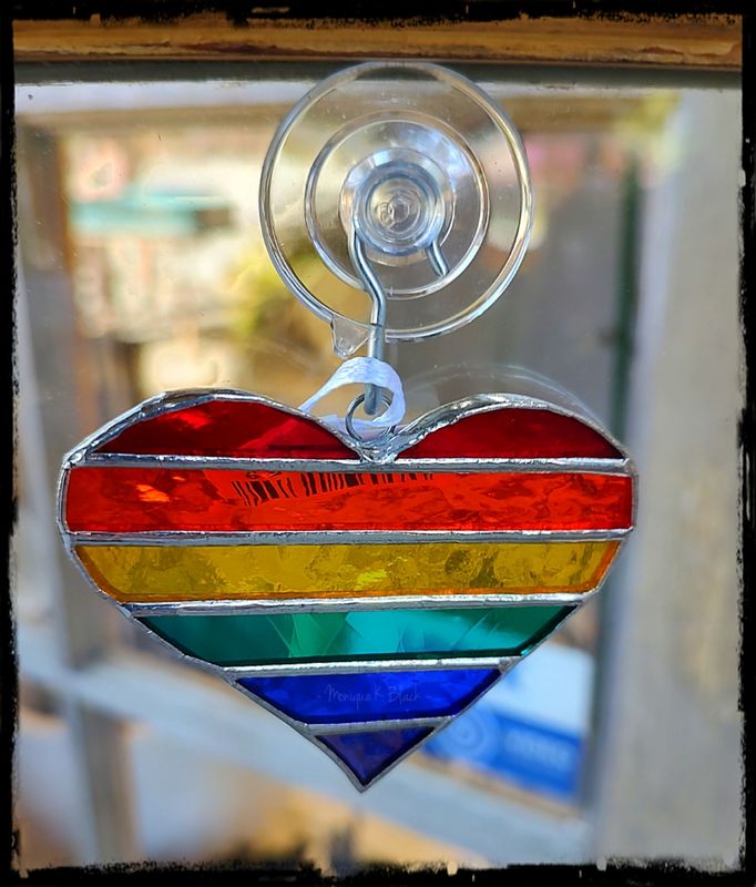 RAINBOW HEART 