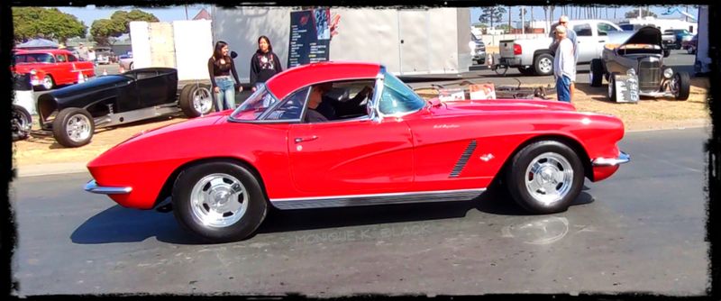 RED CORVETTE 