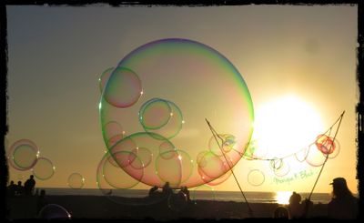 BEACH BUBBLES