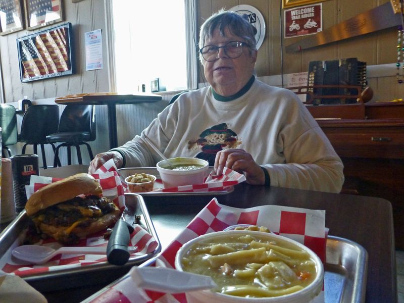 24 Oct Lunch at Son Chasers