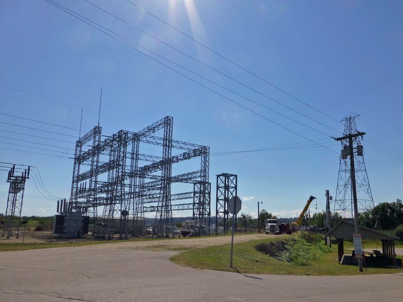 Old transmission towers, WI side