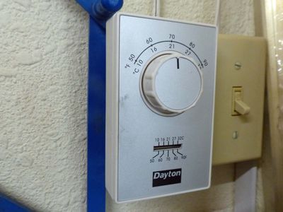 8 Apr New Craft Room thermostat
