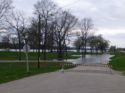 Riverside Park flooding 