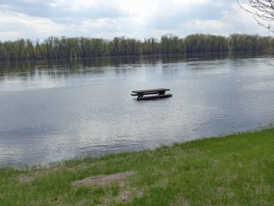 26 Apr Picnic anyone