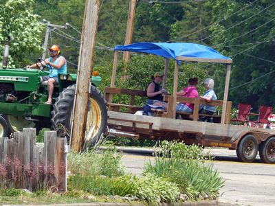 21 Jun Tractor Parade