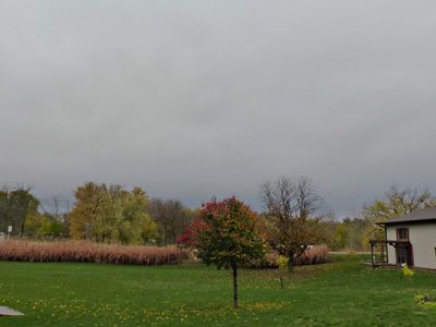 29 Oct Gray skies of a coming Winter