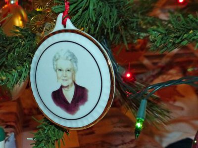 16 Laura Ingalls Wilder